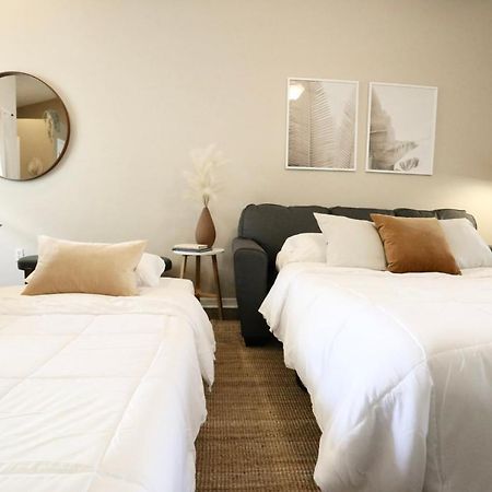 Nomad Retreat King Bed Boutique Condo W Garage Gainesville Eksteriør billede
