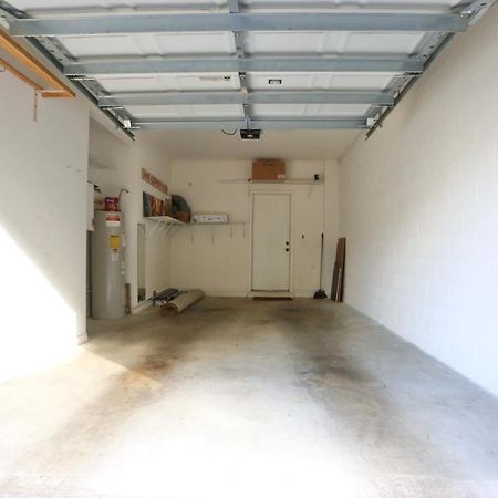 Nomad Retreat King Bed Boutique Condo W Garage Gainesville Eksteriør billede