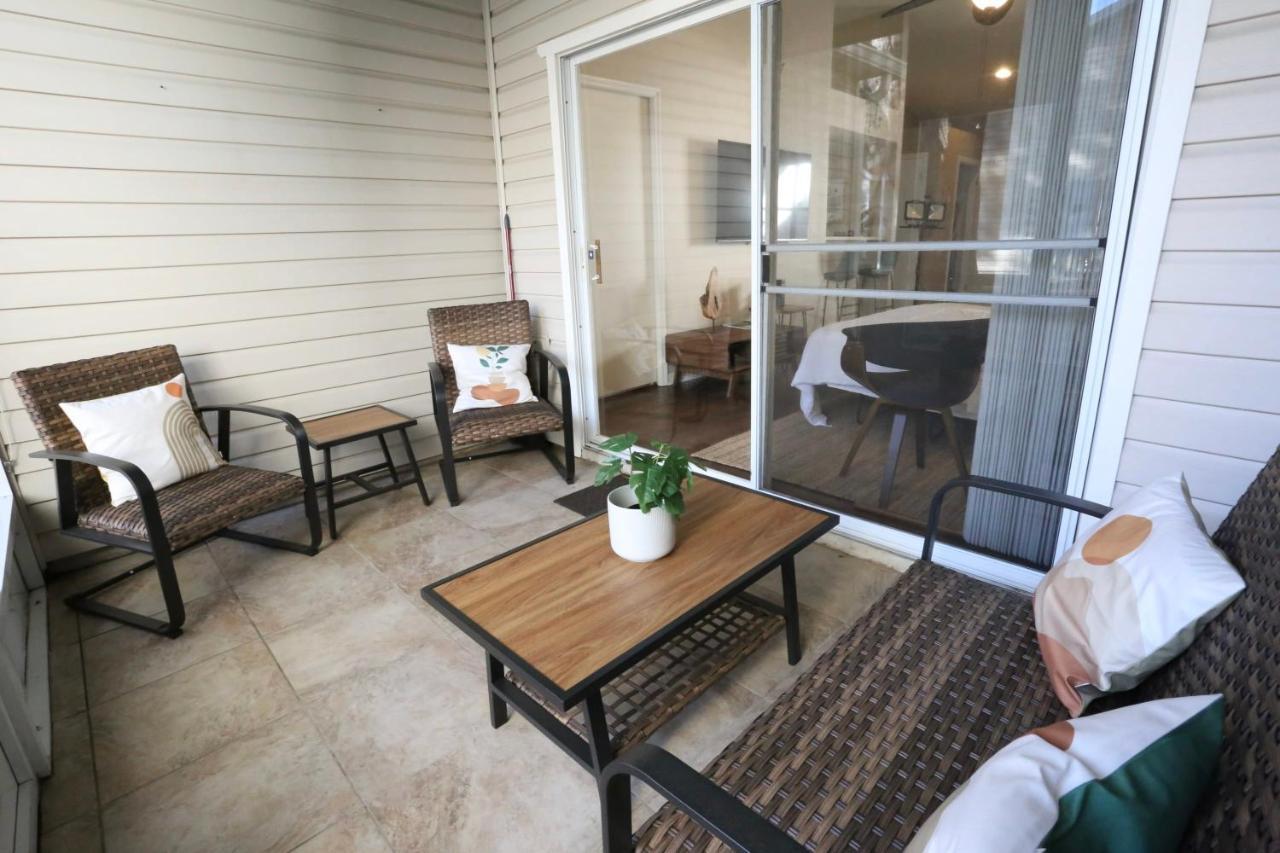 Nomad Retreat King Bed Boutique Condo W Garage Gainesville Eksteriør billede